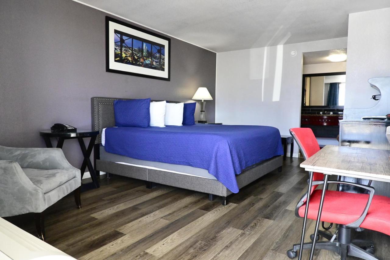 R Nite Star Inn And Suites -Home Of The Cowboys & Rangers アーリントン エクステリア 写真